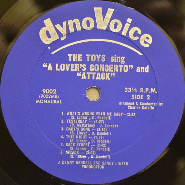 The Toys - The Toys Sing "A Lover's Concerto" And "Attack" - Image 4